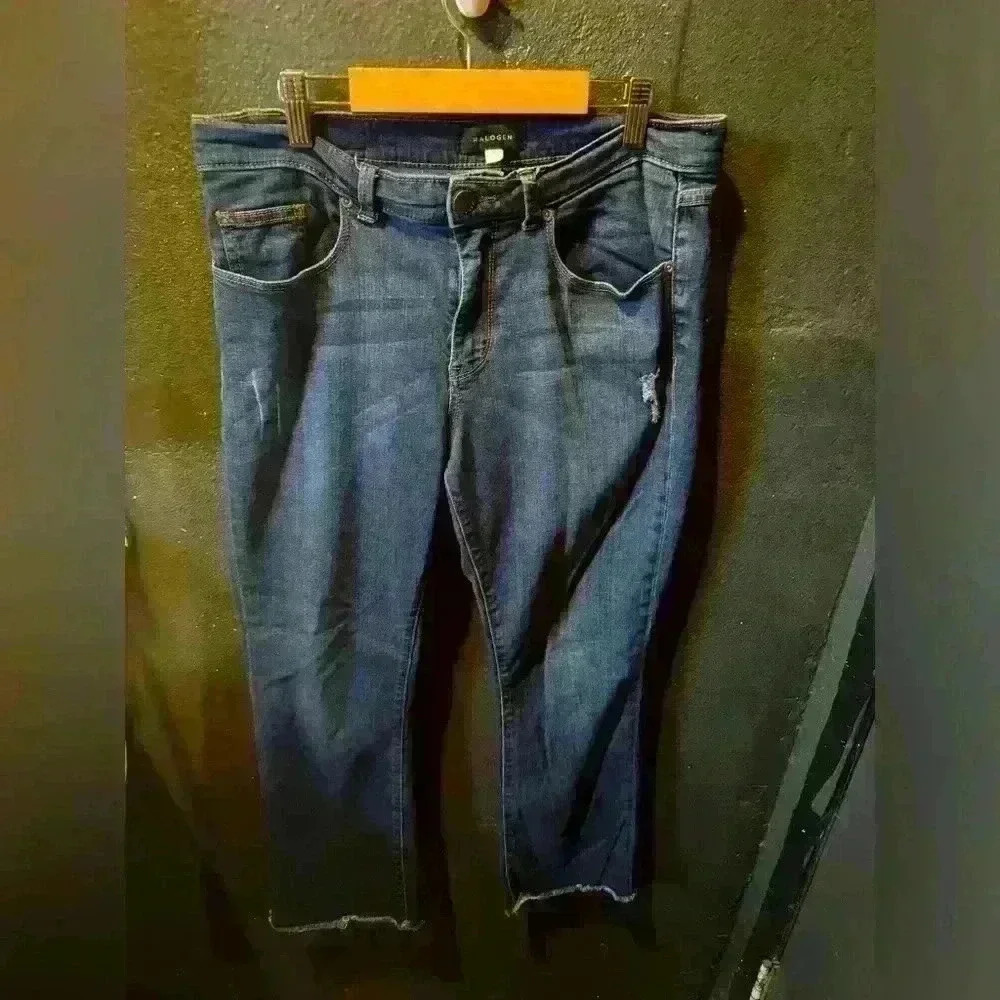Women’s Halogen Dark Wash Crop Flare Jeans Size 30